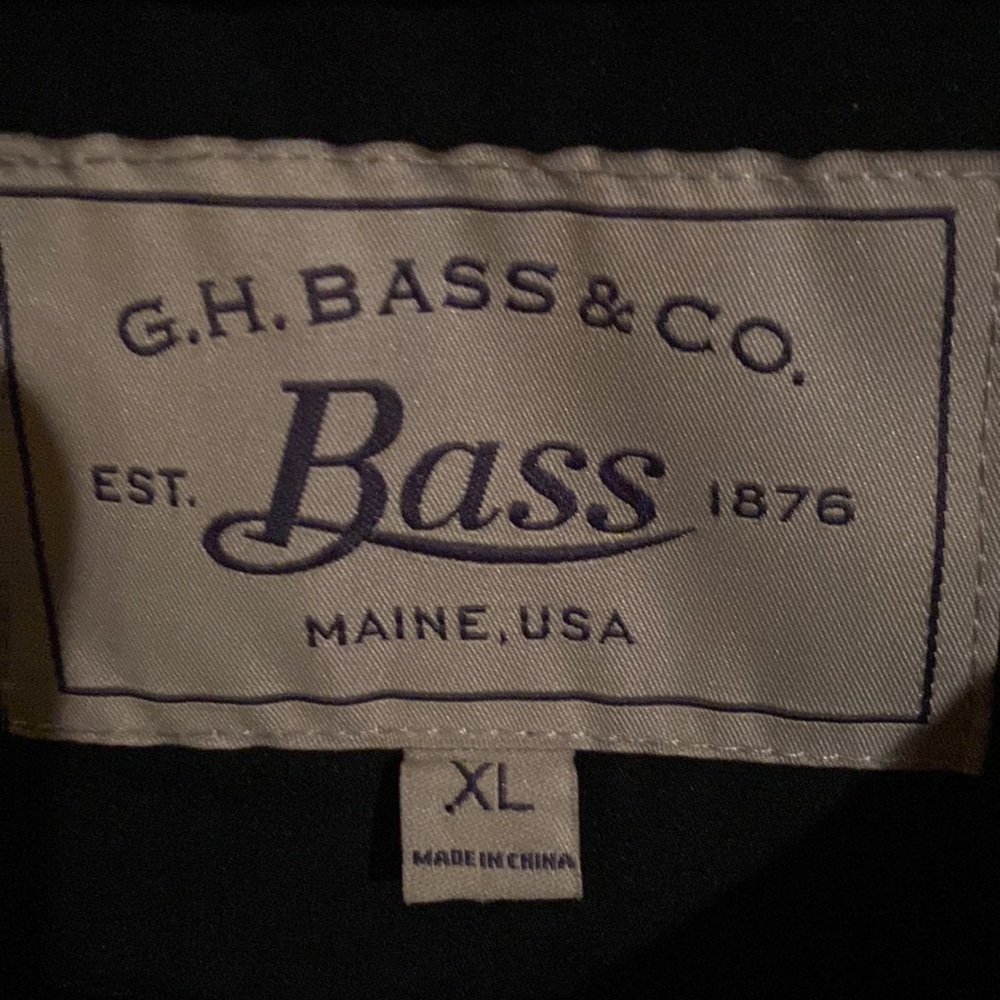 Women’s Bass Vest - Picture 3 of 5